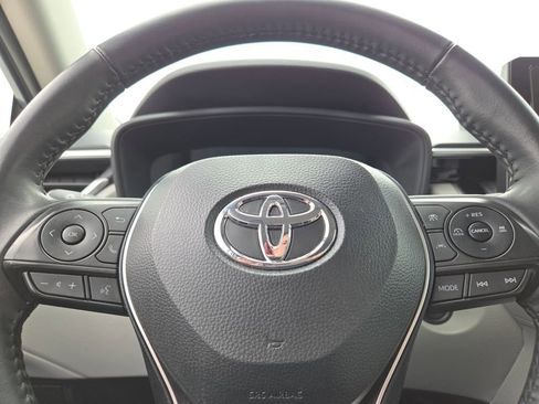 Used 2024 Toyota Corolla Cross LE AWD/4WD image 28