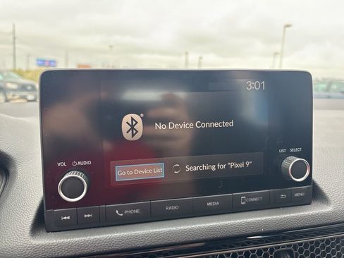 Used 2023 Honda Civic Sport image 18