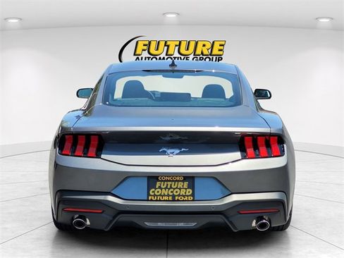 New 2025 Ford Mustang Coupe image 4