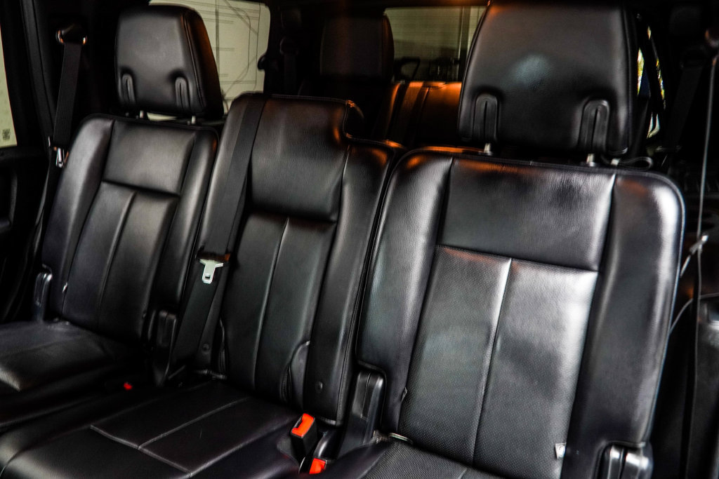 Used 2017 Ford Expedition Limited w/ Equipment Group 301A AWD/4WD image 44