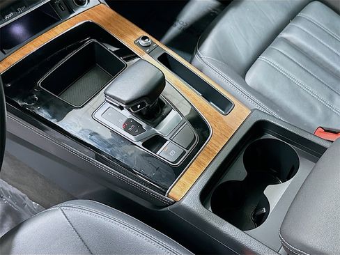 Used 2023 Audi Q5 2.0T Premium Plus image 16