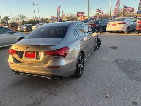 Used 2019 Mercedes-Benz A 220 4MATIC image 40