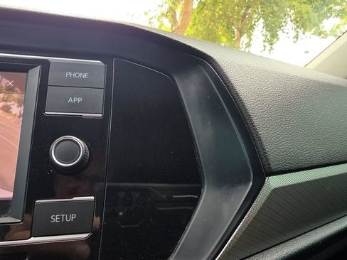 Used 2019 Volkswagen Jetta SE FWD image 39