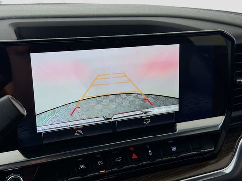 Used 2023 GMC Sierra 1500 Elevation image 18