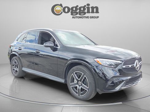 Used 2026 Mercedes-Benz GLC 300 image 7