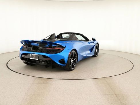 Used 2024 McLaren 750S Spider RWD image 6