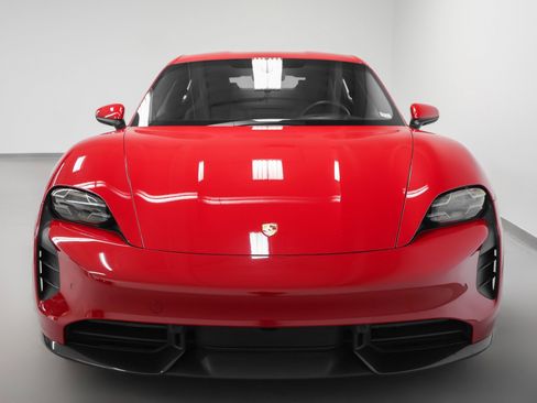 Certified 2023 Porsche Taycan 4S image 8