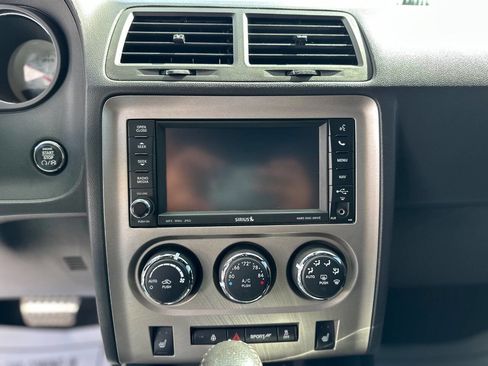 Used 2012 Dodge Challenger SRT8 RWD image 11