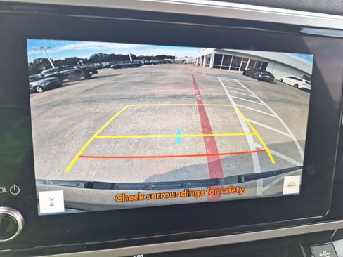 Used 2025 Toyota Tundra SR5 image 28