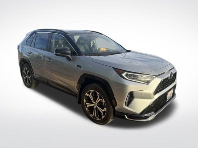 Used 2021 Toyota RAV4 XSE w/ Premium Package AWD/4WD image 15