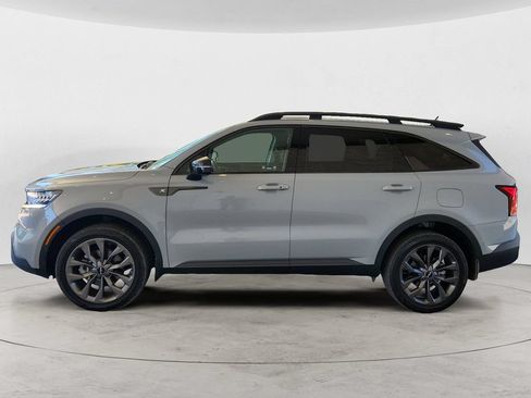 Used 2023 Kia Sorento AWD image 8