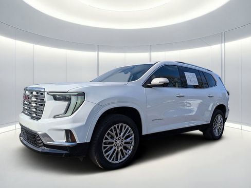 Used 2024 GMC Acadia Denali image 8