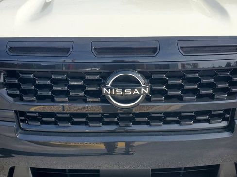 New 2026 Nissan Frontier SV w/ SV Convenience Package AWD/4WD image 10