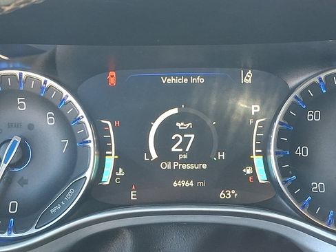 Certified 2020 Chrysler Pacifica Touring-L w/ Advanced Safetytec Group FWD image 22