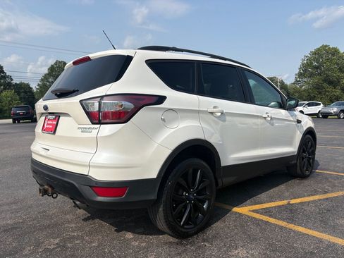 Used 2017 Ford Escape Titanium FWD image 6