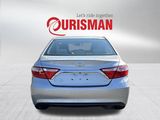 Used 2016 Toyota Camry LE image 3