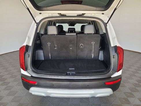 Used 2021 Kia Telluride LX FWD image 29