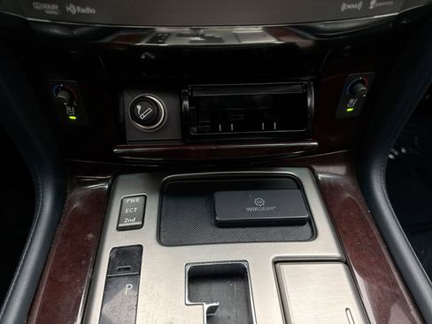 Used 2013 Lexus LX 570 4WD image 17