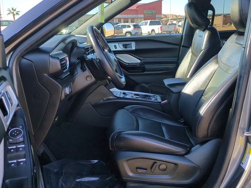 Used 2022 Ford Explorer ST w/ Equipment Group 401A image 14
