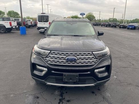 Used 2021 Ford Explorer Limited w/ Equipment Group 301A image 9