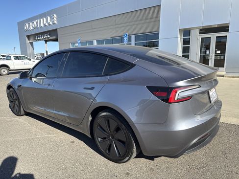 Used 2025 Tesla Model 3 Long Range RWD image 3