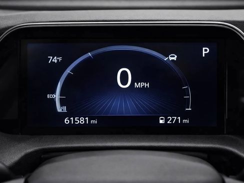 Used 2024 Toyota Prius LE image 10