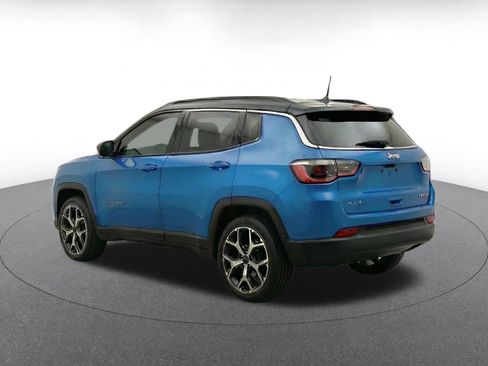 Used 2025 Jeep Compass Limited AWD/4WD image 7