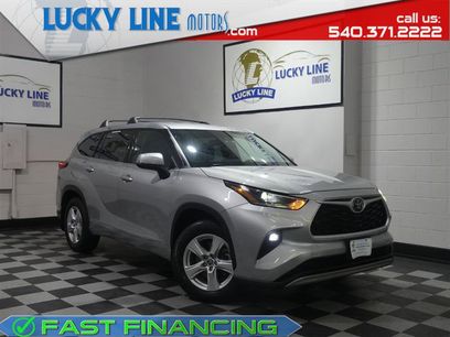 Used 2021 Toyota Highlander LE