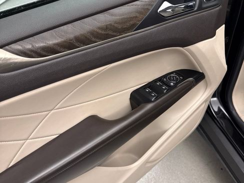 Used 2018 Lincoln MKC Reserve w/ Lincoln MKC Climate Package AWD/4WD image 14