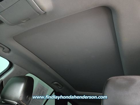 Used 2021 Chevrolet Equinox Premier FWD image 13