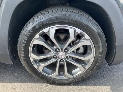 Used 2019 GMC Terrain SLT w/ Preferred Package FWD image 10