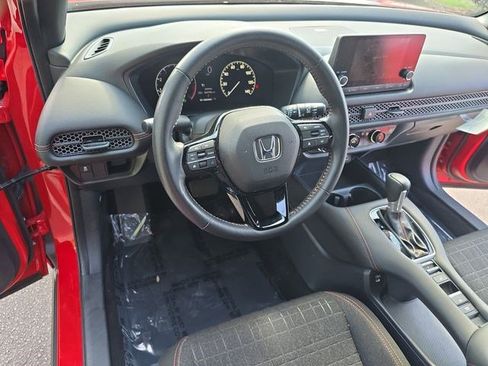 Used 2025 Honda HR-V Sport image 16