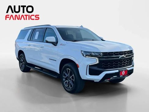 Used 2021 Chevrolet Suburban Z71 w/ Luxury Package AWD/4WD image 7