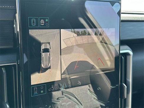 New 2025 GMC Acadia Elevation image 14