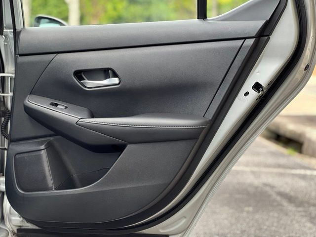 Used 2021 Nissan Sentra SV FWD image 18