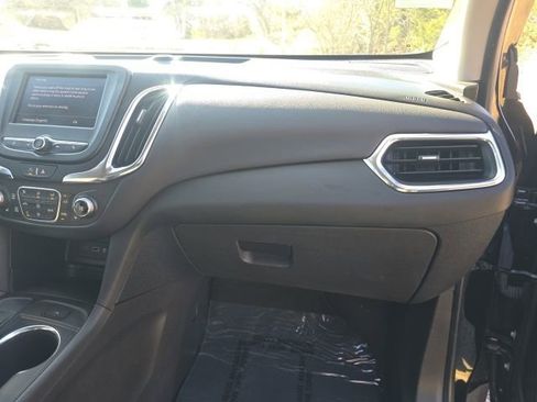 Certified 2024 Chevrolet Equinox LT FWD image 34