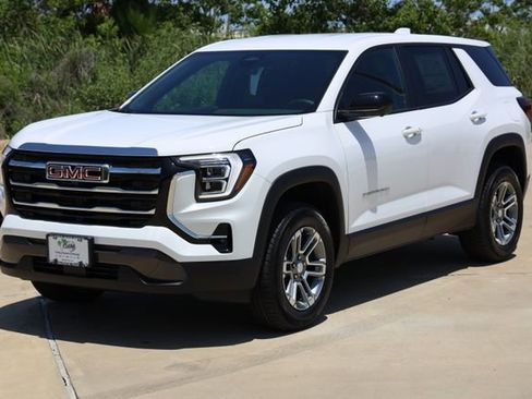 New 2026 GMC Terrain Elevation w/ Technology Package II FWD image 3