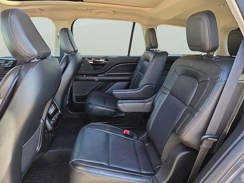 Used 2023 Lincoln Aviator Reserve w/ Elements Package Plus AWD/4WD image 13