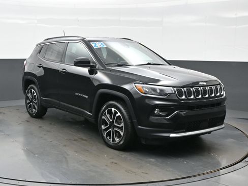 Used 2023 Jeep Compass Limited AWD/4WD image 8