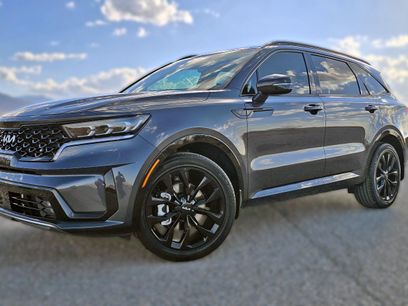 Used 2023 Kia Sorento SX