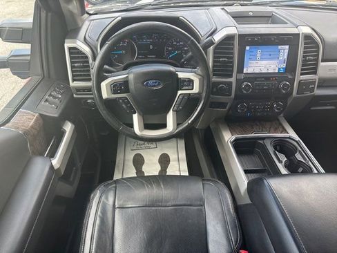 Used 2019 Ford F250 Lariat w/ Lariat Ultimate Package AWD/4WD image 23