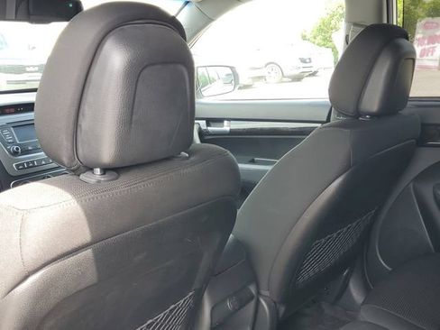 Used 2014 Kia Sorento LX FWD image 11