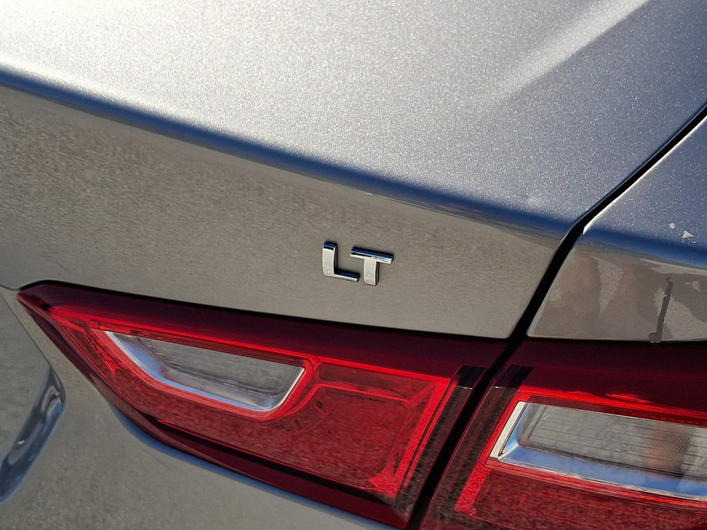 Used 2025 Chevrolet Malibu LT FWD image 20