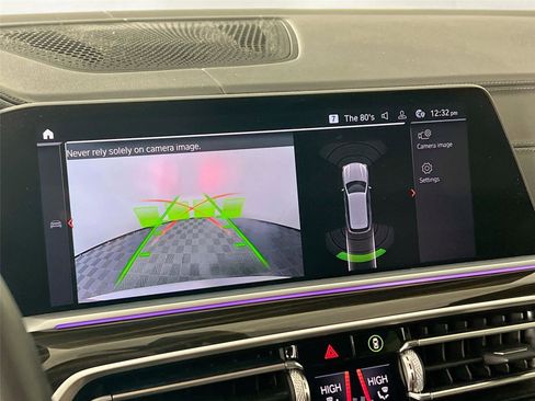 Used 2021 BMW X5 xDrive40i w/ M Sport Package image 12