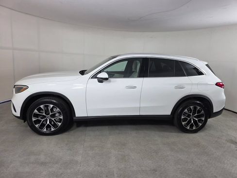 Certified 2025 Mercedes-Benz GLC 350e 4MATIC image 7