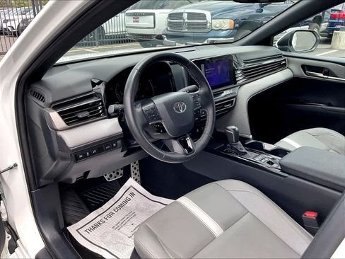 Used 2025 Toyota Camry SE w/ Convenience Package AWD/4WD image 17