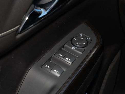 Used 2019 GMC Acadia SLT FWD image 25