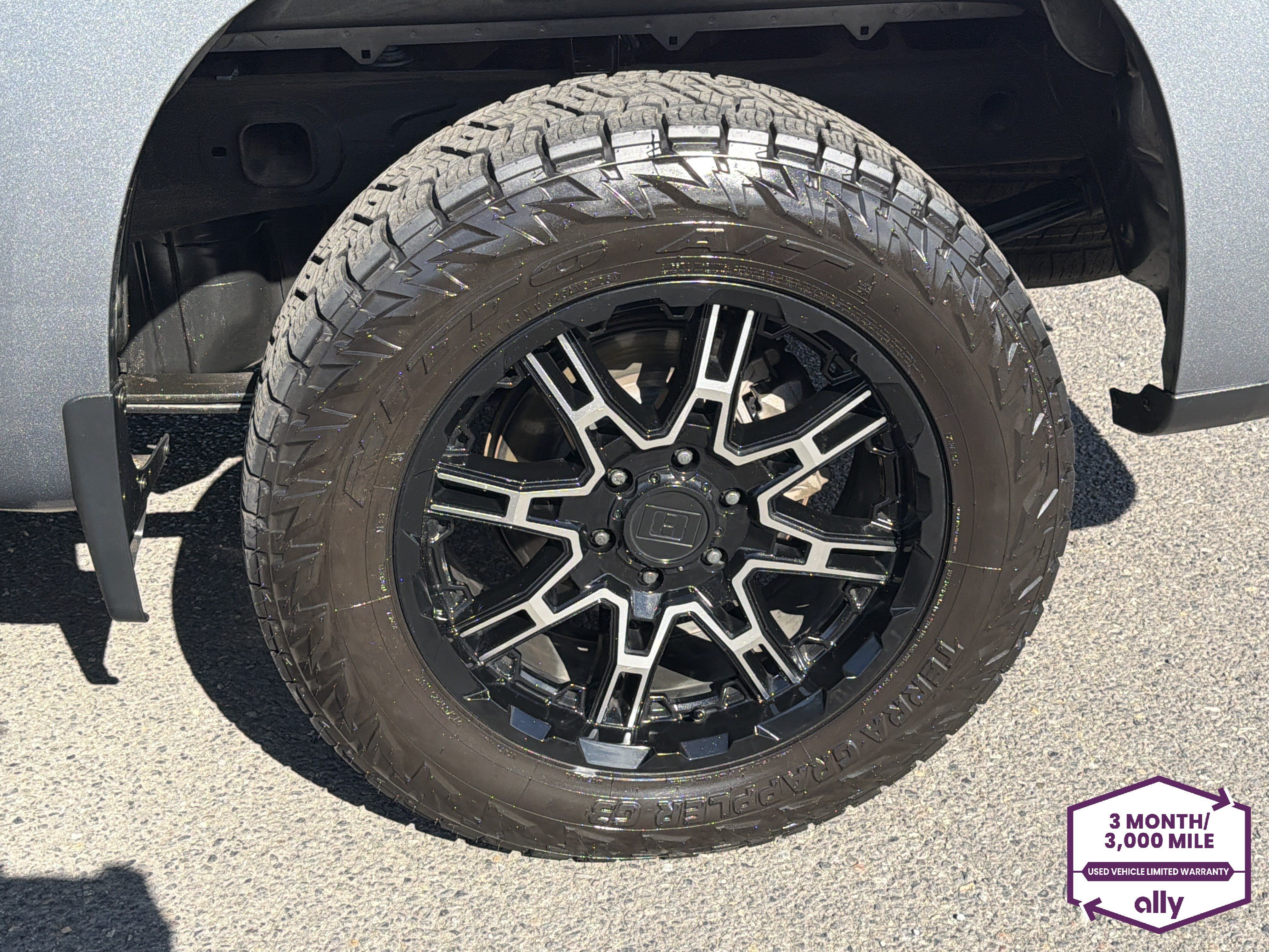 Used 2020 Chevrolet Silverado 1500 Custom w/ Custom Value Package AWD/4WD image 24