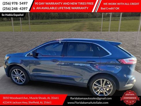 Used 2019 Ford Edge Titanium image 3