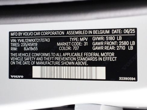 New 2026 Volvo V60 B5 Cross Country Plus w/ Climate Package image 17